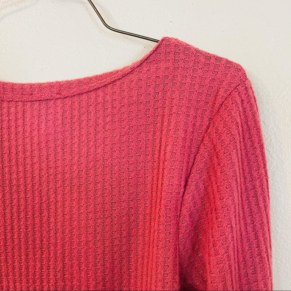 NWT Raspberry Red Peplum Style Knit Top - Picture 6 of 6